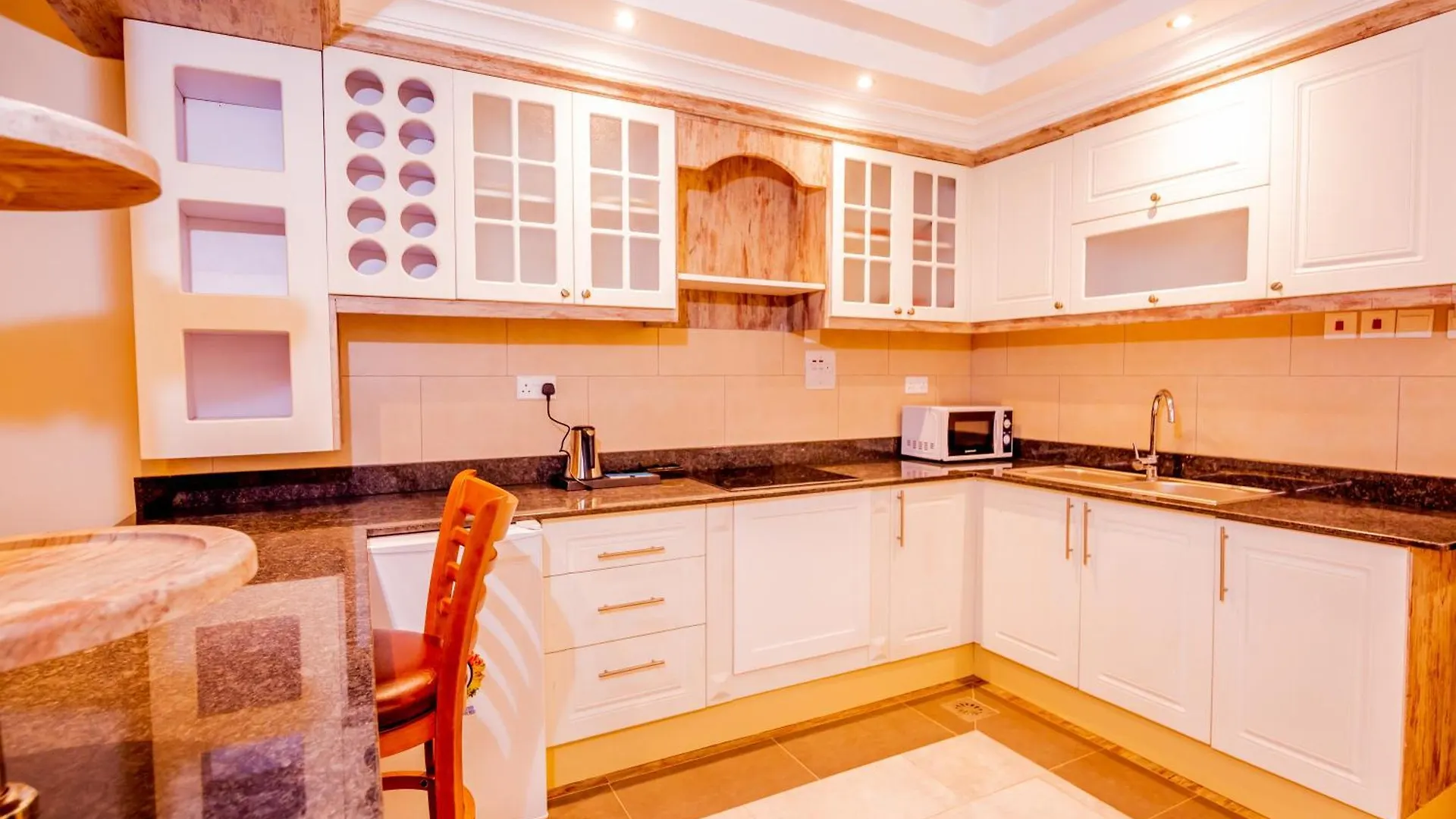 The Grandville Manor Hotel Kampala